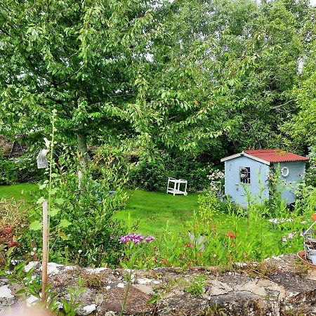 Maison Accueillante A Cleden-Cap-Sizun Avec Jardin Clos Exterior photo
