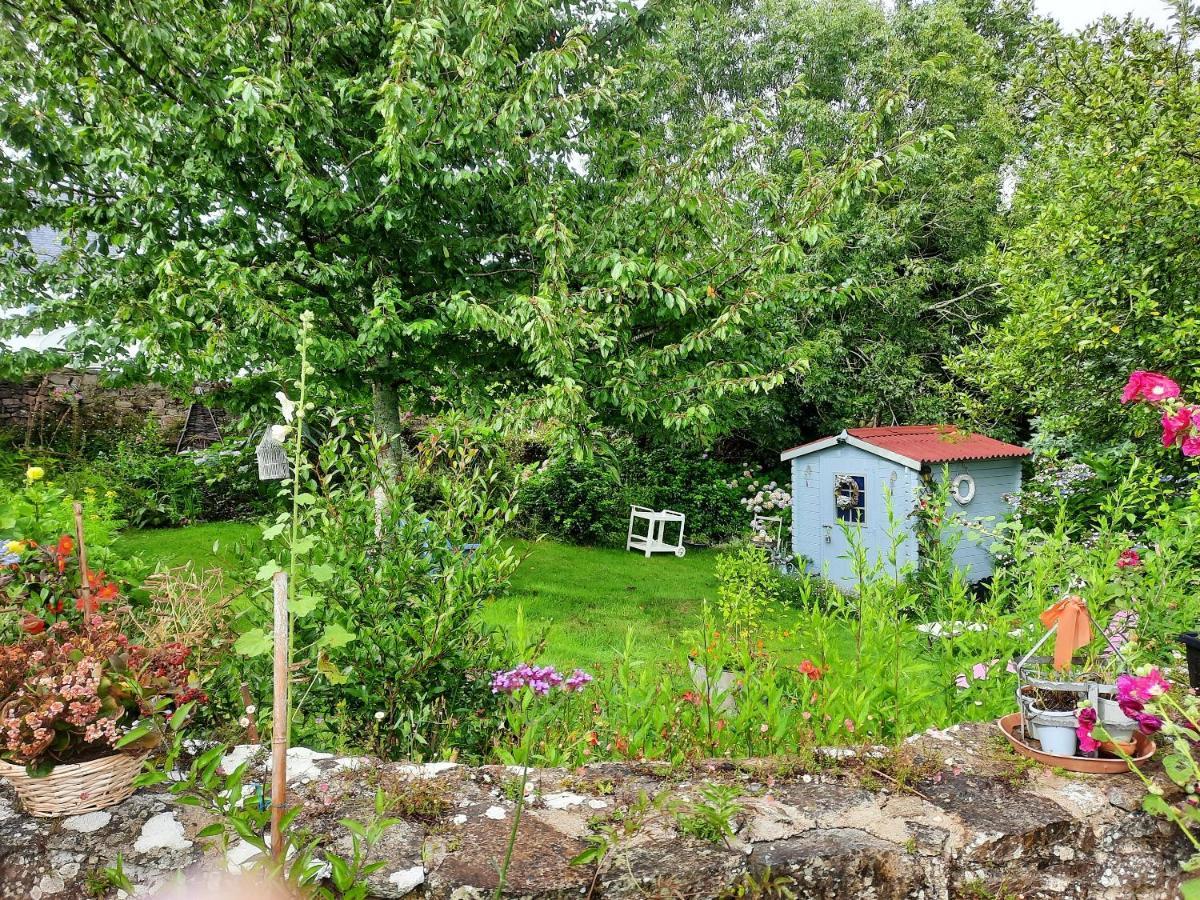 Maison Accueillante A Cleden-Cap-Sizun Avec Jardin Clos Exterior photo